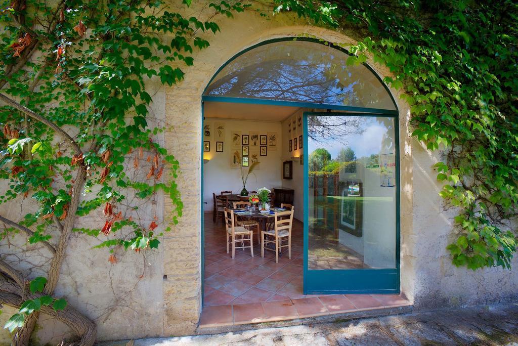 Tenuta Sant'Andrea Giuggianello Eksteriør billede