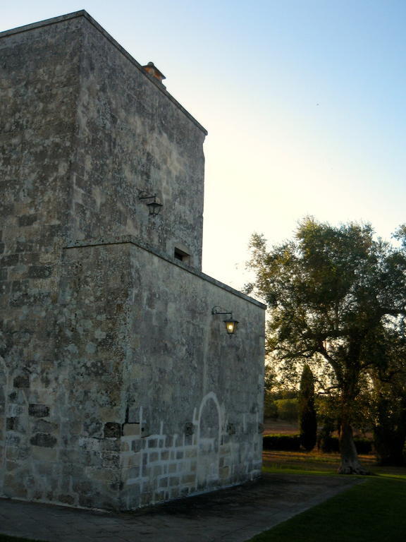 Tenuta Sant'Andrea Giuggianello Eksteriør billede
