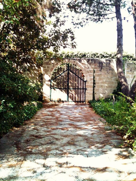 Tenuta Sant'Andrea Giuggianello Eksteriør billede